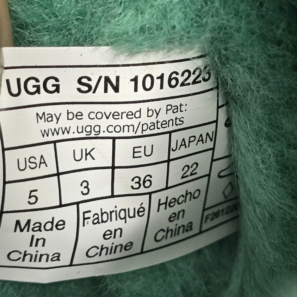 UGG Classic Short II Boots Emerald Green Size 5 - Picture 5 of 14